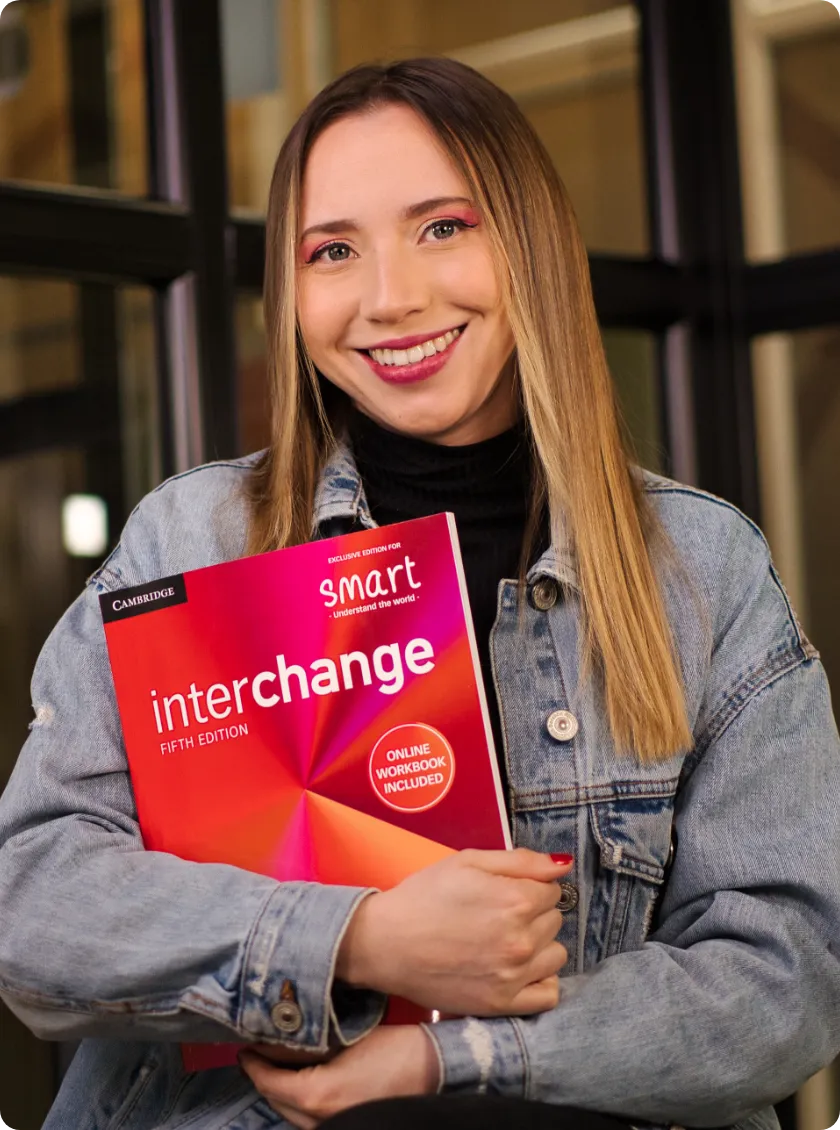Docente de Smart durante una clase de idiomas